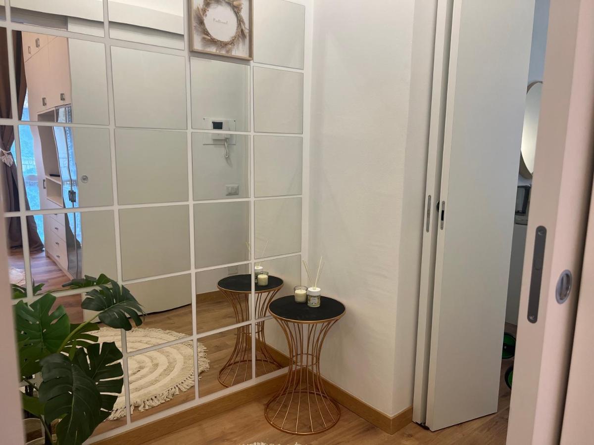 Regina Milano In Bocconi Apartment Exterior photo